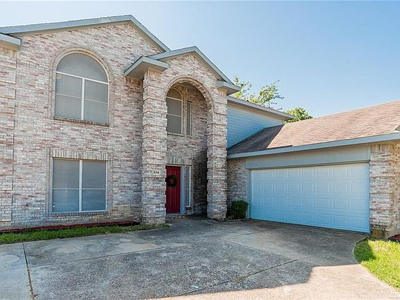 3rd image of 504 Creek Tree Dr