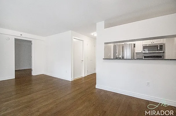 Rented by Mirador Real Estate | media 3