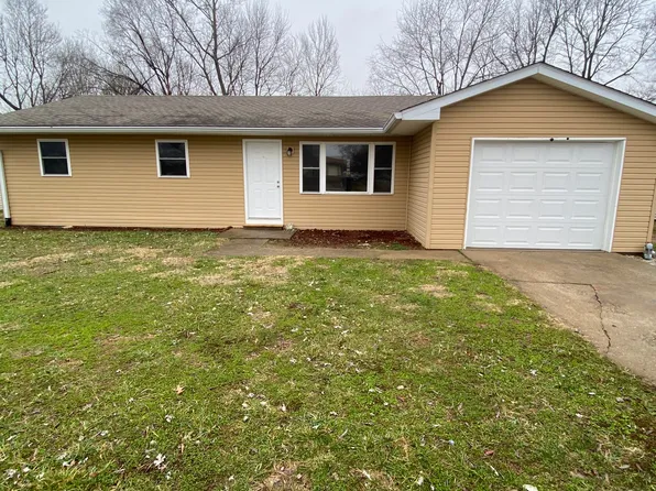 1730 Plantation Dr, Martinsville, IN 46151