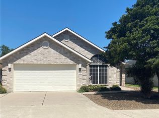 222 Diana Dr, Alamo, TX 78516