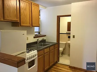 Rented by Bond New York