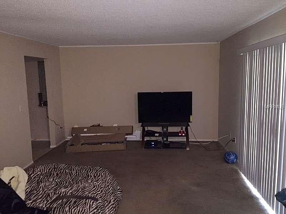 3rd image of 3993 Versailles Dr #3993F