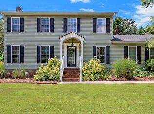 105 Williamsburg Dr, Greer, SC 29651