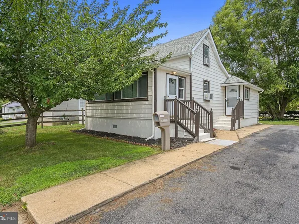 13 Stevens St, Camden Wyoming, DE 19934