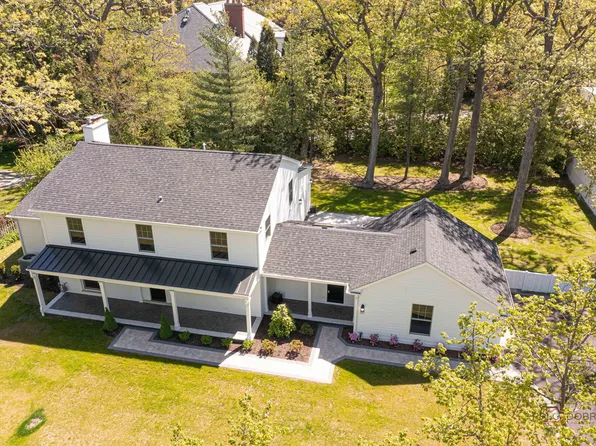 707 Brierhill Rd, Deerfield, IL 60015