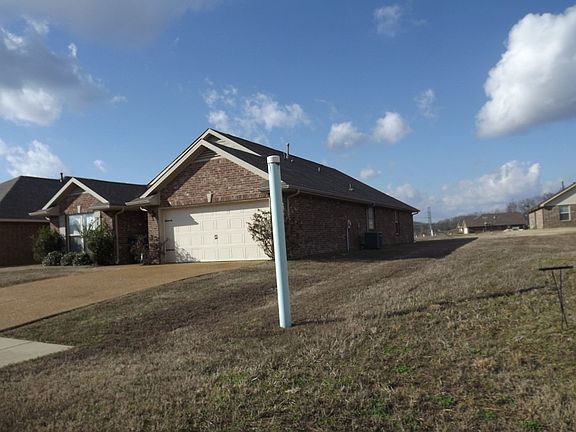 2nd image of 3272 Earlcastle Dr