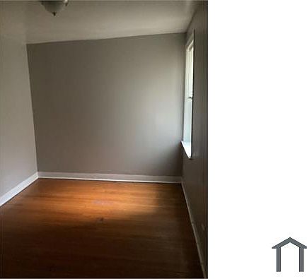3rd image of 6710 S Claremont Ave APT 114