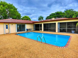 600 NW 100th Ln, Coral Springs, FL 33071