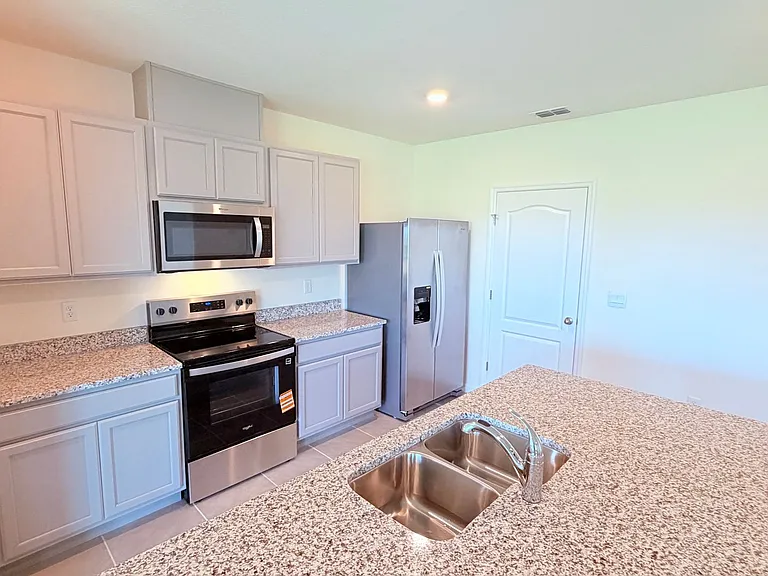914 Princess Sabal Point — Photo 8