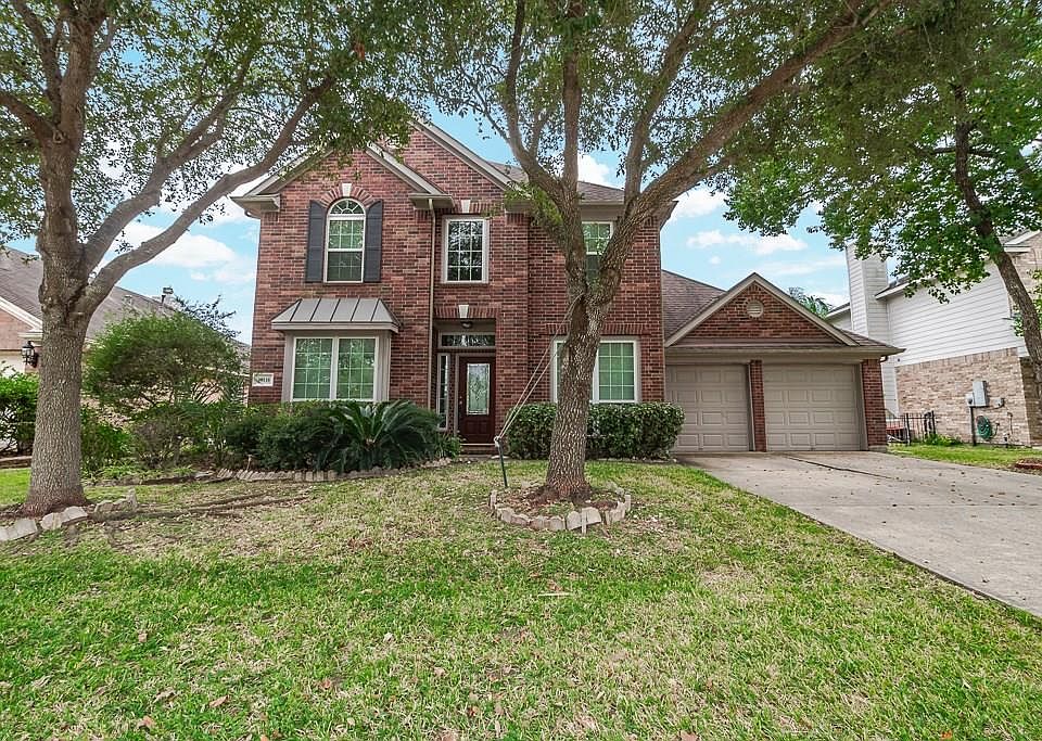 2nd image of 10110 Brookshore Ln