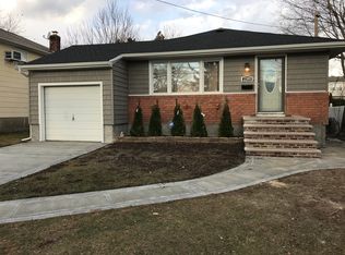 2399 Bennett Ave, Bellmore, NY 11710