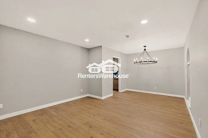 913 Overdowns Dr — Photo 21