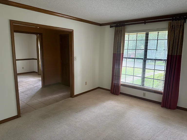 9805 Huntsman Path — Photo 16