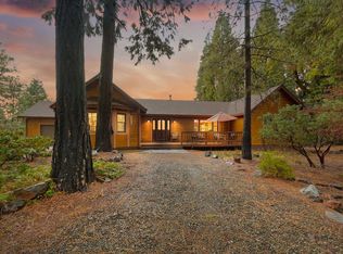 5775 Lynx Trl, Pollock Pines, CA 95726