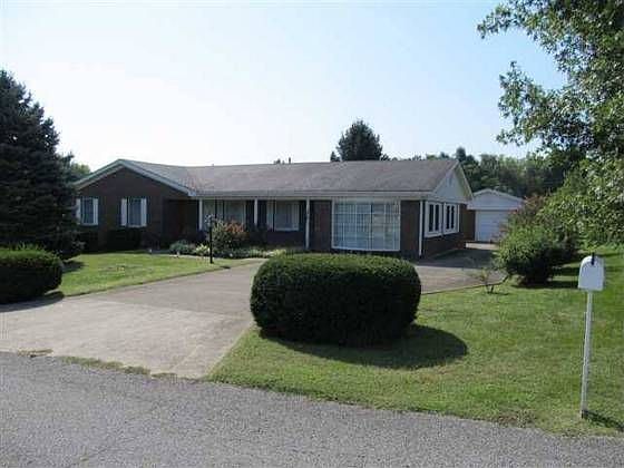 1st image of 305 Dogwood Dr