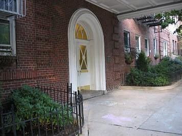 5th image of 55 Eastern Pkwy APT 3F