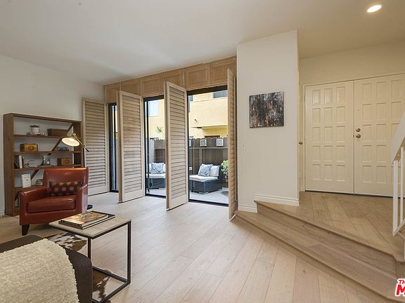 3rd image of 2630 11th St Unit 2