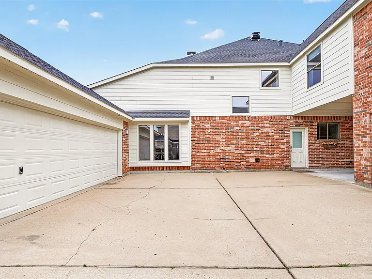 3510 Artesian Springs Ct — Photo 47