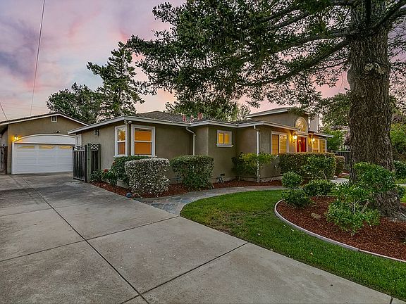 4th image of 18938 Afton Ave