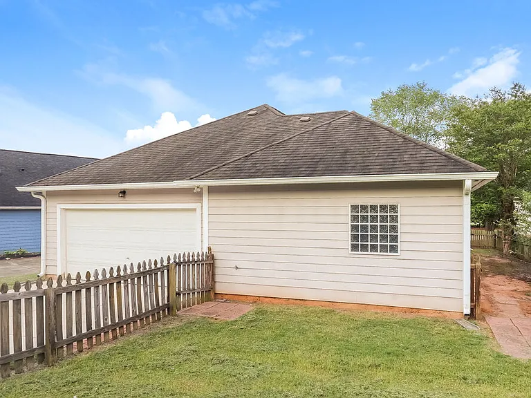 295 Monarch Village Way — Photo 16