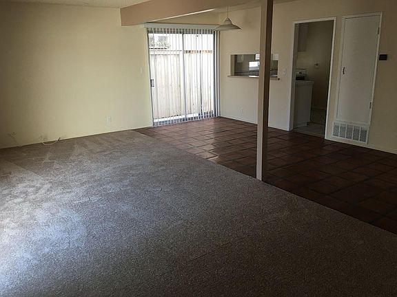4th image of 251 Colton St