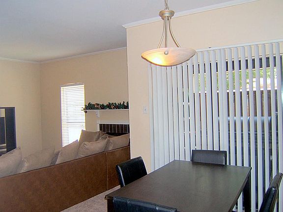 3rd image of 2025 Augusta Dr APT 501