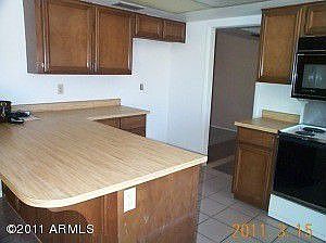 2nd image of 1129 E Rowlands Ln