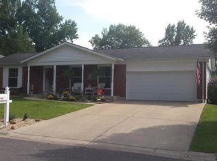 2210 Captains Dr, Washington, MO 63090