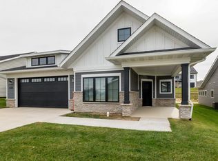 4501 Ewing Dr, Dubuque, IA 52002