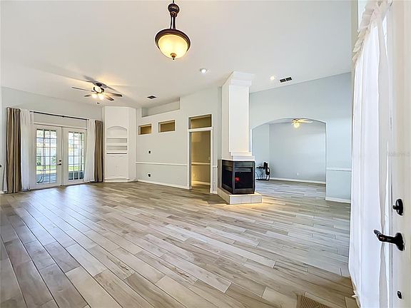 3rd image of 1510 ADRIATIC DRIVE