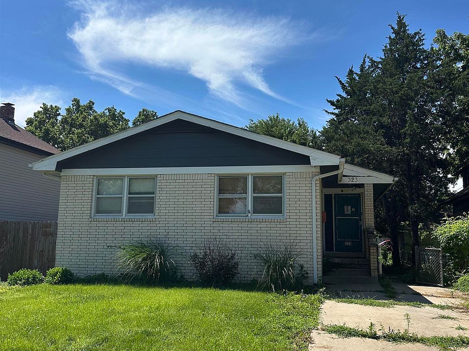 1st image of 323 W 2nd St