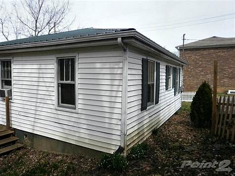 4th image of 101 Lancaster Ct