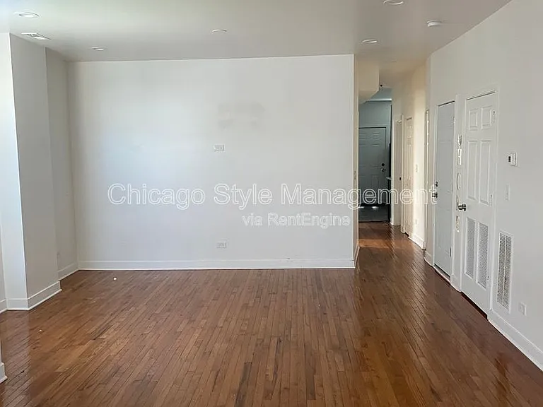 6402 S Eberhart Ave #2S — Photo 3