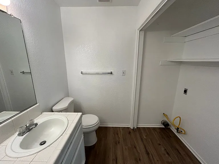 7921 Cold Creek Ct — Photo 7