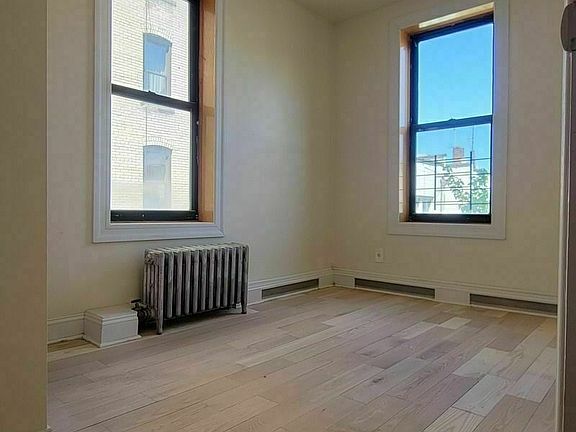 4th image of 184 Clarkson Ave APT 3A