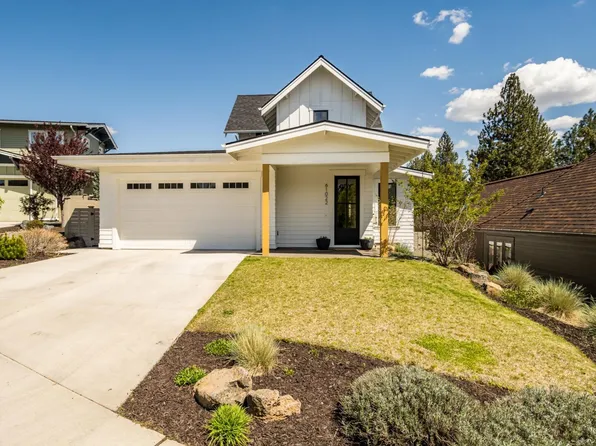 61022 SE Light Peak Dr, Bend, OR 97702