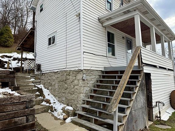 2nd image of 517 3rd Ave