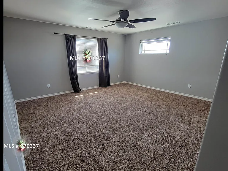 1815 Sunshine Ave — Photo 22