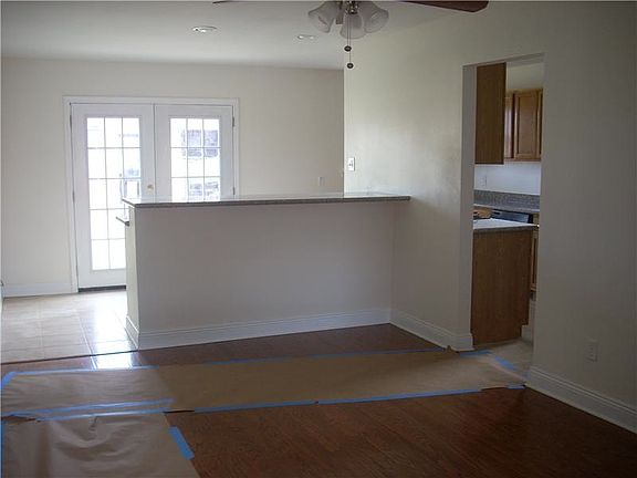 5th image of 2917 Plaza Dr