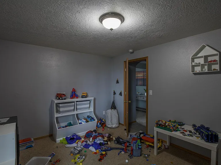 1555 SW Gilson Ct — Photo 28