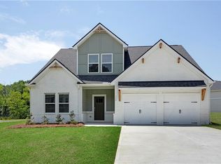330 Orwell Dr, Social Circle, GA