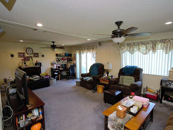 4th image of 6129 Pinecreek Way