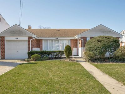 204 Westminster Road, Lynbrook, NY, 11563