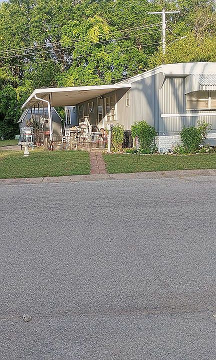 1st image of 42 Canna Dr