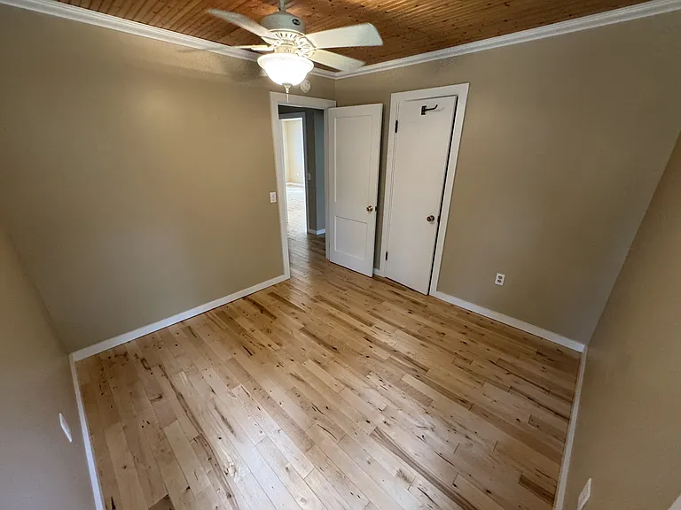 10519 Curtis Lake Ln — Photo 22