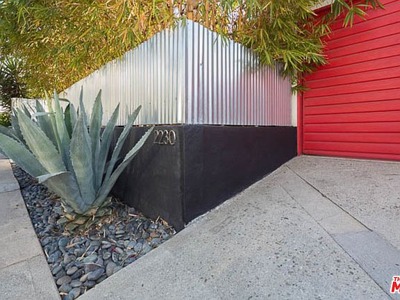 2nd image of 2230 Griffith Park Blvd