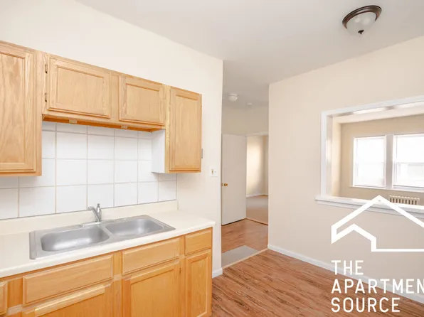 2146 S Gunderson Ave, Berwyn, IL