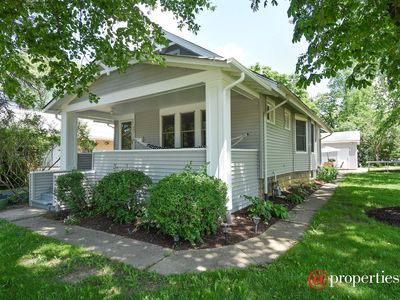 203 Raymond Ave, Barrington, IL, 60010