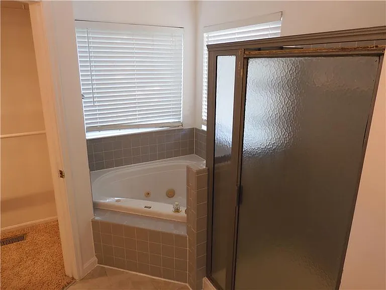 3025 Wolf Creek Way — Photo 26