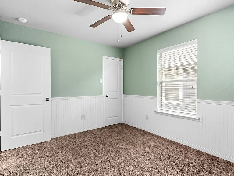 1310 Lilac Ledge Dr — Photo 14
